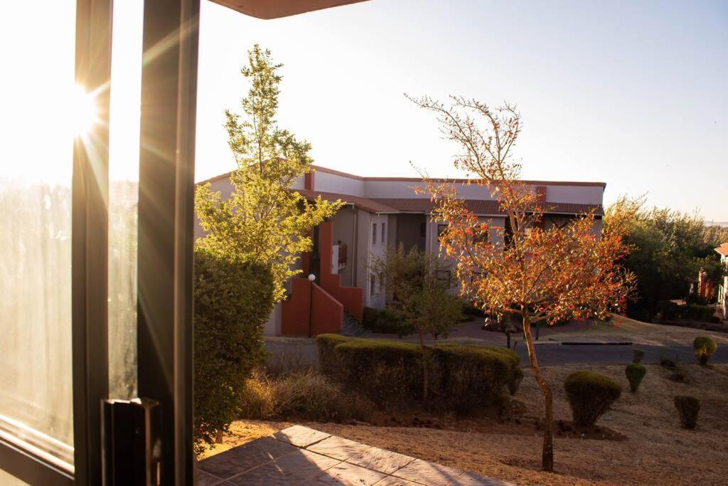 Break - Luxury Golf Estate & Country Club Apartment
